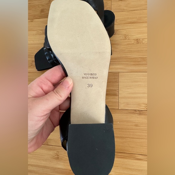 New ROVER SANDAL (BLACK) - LA CANADIENNE Leather - Picture 9 of 11